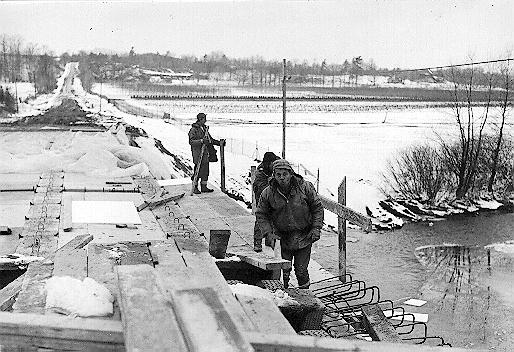 Construction of 10th Line Bridge, 1971