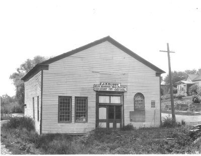 Ruddy Car Garage and Sign Painting Shop