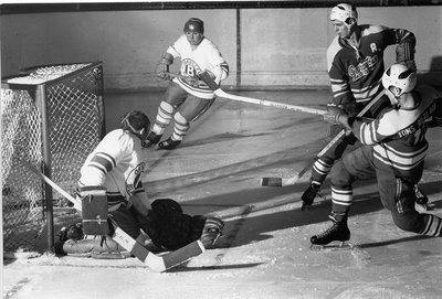 Georgetown Raiders Score on Oakville Blades