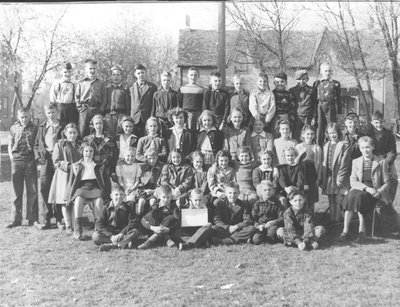 Glen Williams Primary Class 1950