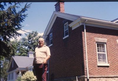 SCOTCH BLOCK - Elmdale Farm Red brick house. The Robertson family