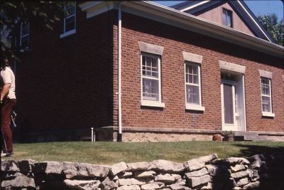 SCOTCH BLOCK - Elmdale Farm Red brick house. The Robertson family