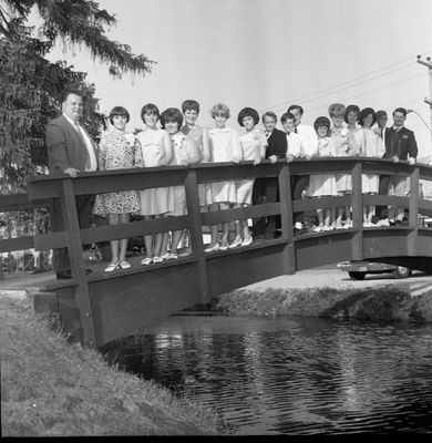 Speyside School Grads on Acton Bridge