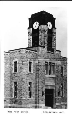 1935 Post Office and Customs Office on Mill Street.