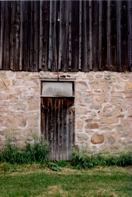 16469 Ten Sideroad, at Winston Churchill Blvd.- detail of the barn.