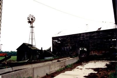 The crumbling barn at 9468 4th Line - owned by Jim Archdekin.