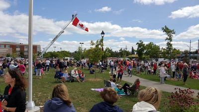 Dominion Gardens Park - crowd awaiting fly-over of the Snowbirds.