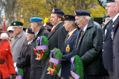 The line of wreath bearers during the Remembrance service