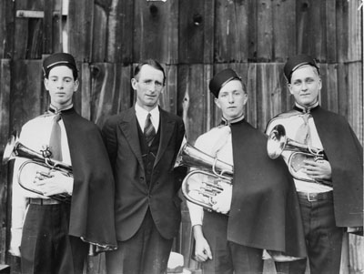 Boy's Band, 1920