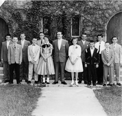 Graduation class from Glen Williams Public School