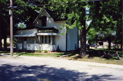 549 Main Street 1990