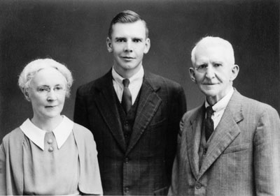 Dayfoot Family Portrait c1934