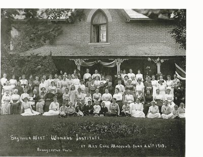 Seymour West WI Photo from 1913