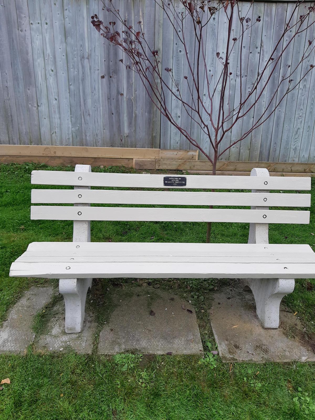 WI Park Bench at Leith, after refurbish