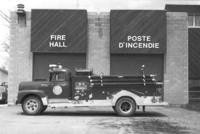 Premier camion d'incendie usagé, Field, ON / First used fire truck, Field, ON