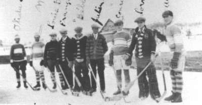 Joueurs d'hockey, 1927 / Hockey Players, 1927