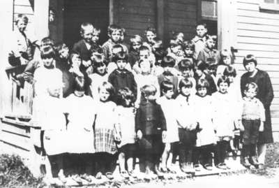 École de Désaulniers, c. 1929 / Désaulniers School, c. 1929