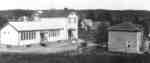 L’école du village et la maison des Filles de la Sagesse à Field, ON, en 1932 / Village school and the home of the Daughters of Wisdom in Field, ON, in 1932