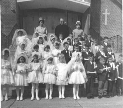 Première communion, École St-Joseph, Field, ON / First Communion, St-Joseph School, Field, ON