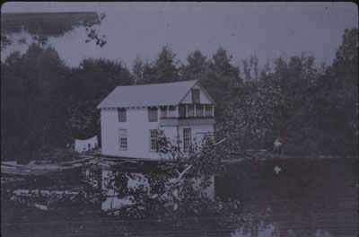 Elliot House's Boat House