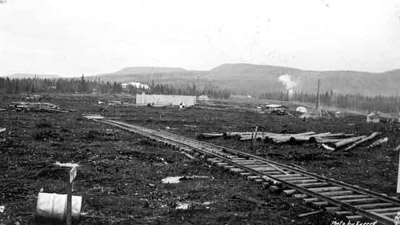 Construction of Canadian Pacific Railroad (1937)