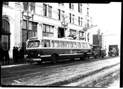 Trolley Bus