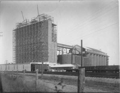 Grain Elevator Construction (1908)