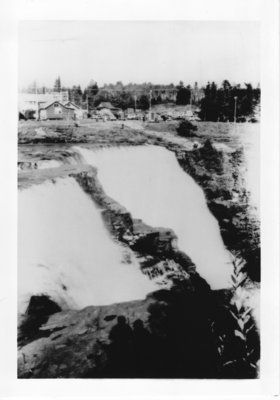 Kakabeka Falls