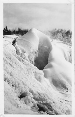 Kakabeka Falls in Winter