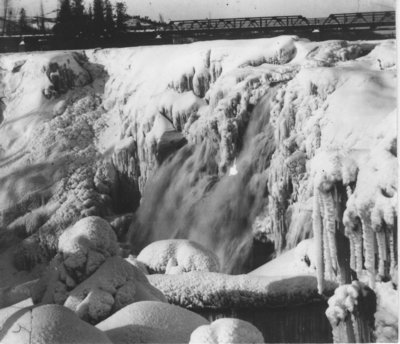 Kakabeka Falls