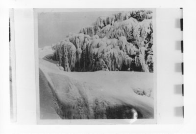 Winter Scene of Kakabeka Falls