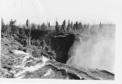 Kakabeka Falls