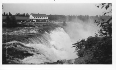 Kakabeka Falls