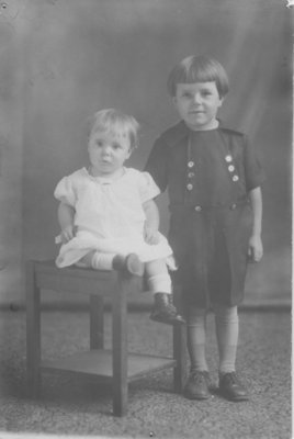 Unidentified Portrait of 2 children