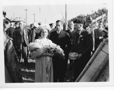 King George VI and Queen Elizabeth at Indian Reserve in Fort William on May 23, 1939