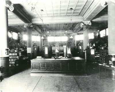 Brodie Resource Library, Interior