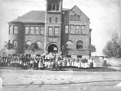 Fort William Central School (~1903)