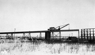 Port Arthur Ore trestle - traveling crane (March 8 1945)