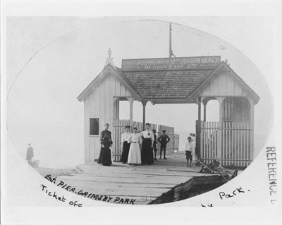 Entrance Pier, Grimsby Park