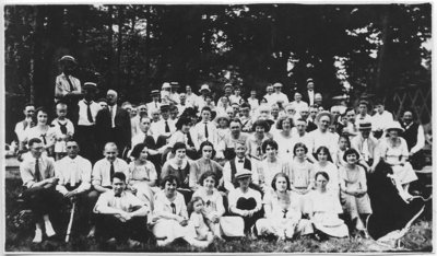 City Hall Picnic at Grimsby Beach 1923