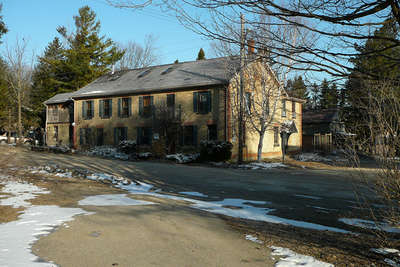 Commercial Hotel, Priceville