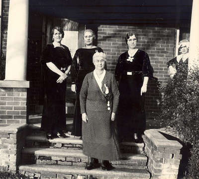 Agnes Macphail with Henrietta McPhail and supporters