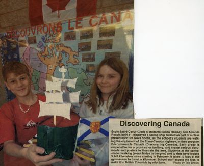 Découvrons Le Canada (Discover Canada) in the newspaper