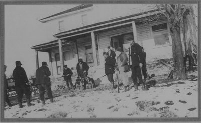 A Hen-Hounds and Hunters - Circa 1910