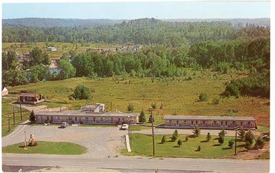 The Iron Bridge Motel, Highway 17 West, Circa 1965