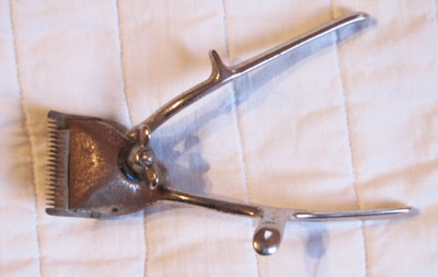 Silver hand operated hair clippers (Fine Blade), Circa 1910