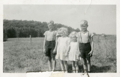 Lyle, Norma, Donna, and Ross, circa 1940