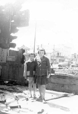 Lise Nadeau (gauche) et Irène Nadeau (droite)