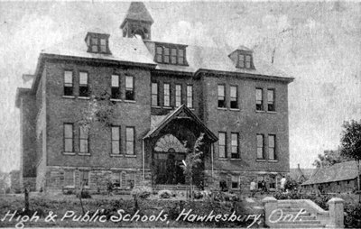 L'école secondaire publique - Public High School