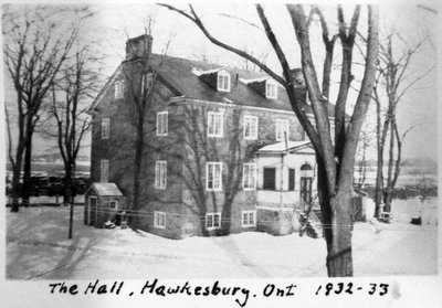 &quot;The Hall&quot;, la résidence de Georges Hamilton. - &quot;The Hall&quot;, Georges Hamilton's residence.